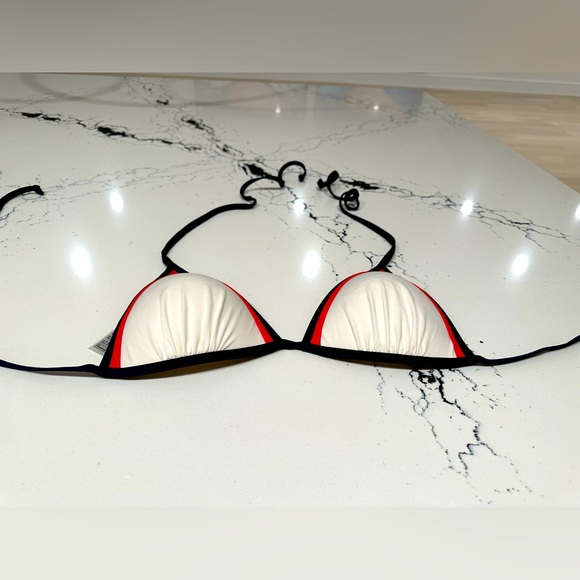 White string bikini with navy and red trim NWOT - Picture 3 of 4